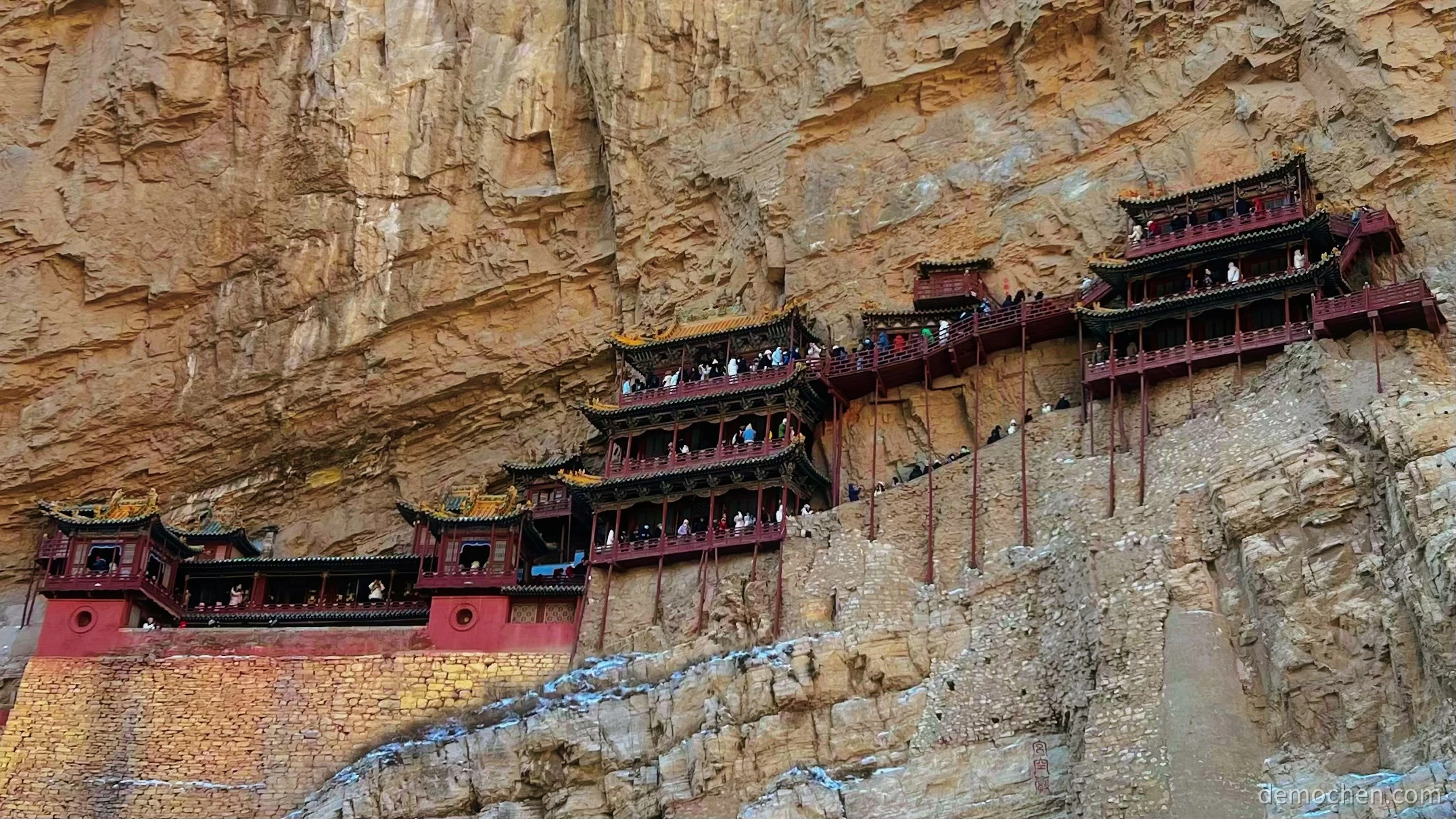 空中楼阁：悬空寺